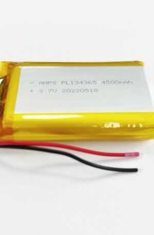 China 134365 4500mAh 3.7 v rechargeable lithium polymer battery manufacturer