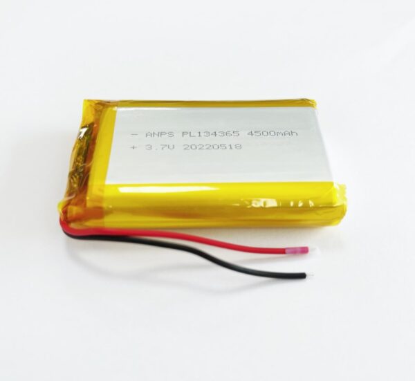 China 134365 4500mAh 3.7 v rechargeable lithium polymer battery manufacturer